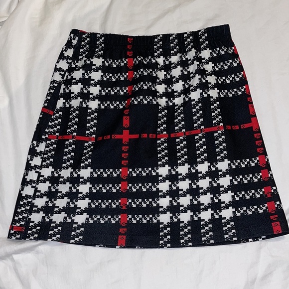 NWOT Bodycon Mini Skirt - Picture 3 of 5